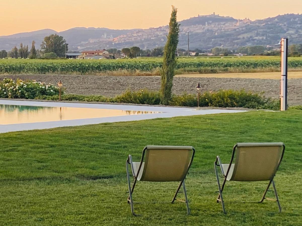 Borgo Degli Angeli Resort E Spa 산비탈레 외부 사진