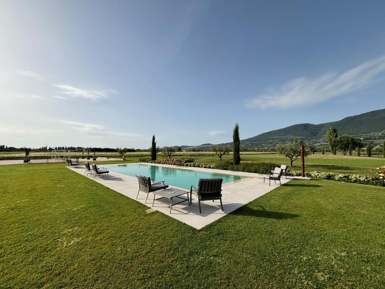 Borgo Degli Angeli Resort E Spa 산비탈레 외부 사진