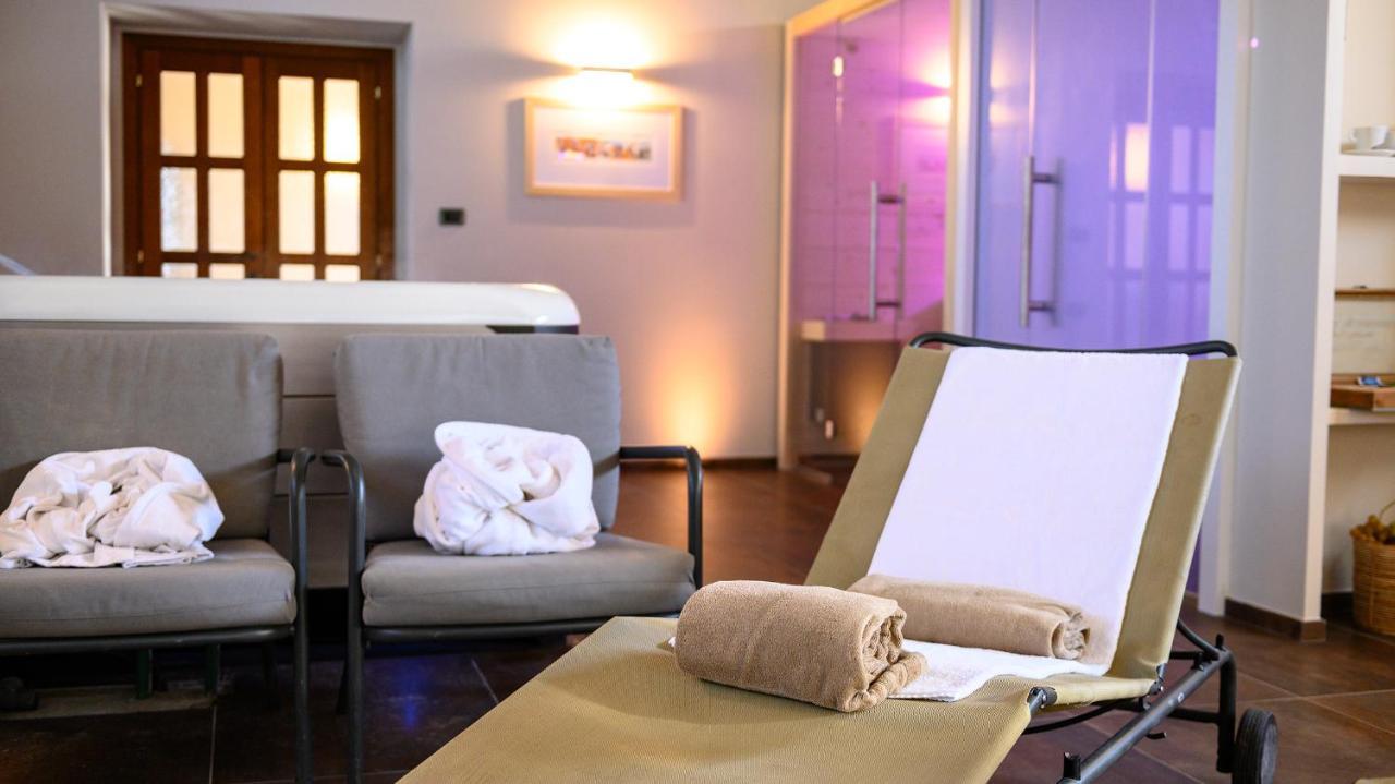 Borgo Degli Angeli Resort E Spa 산비탈레 외부 사진